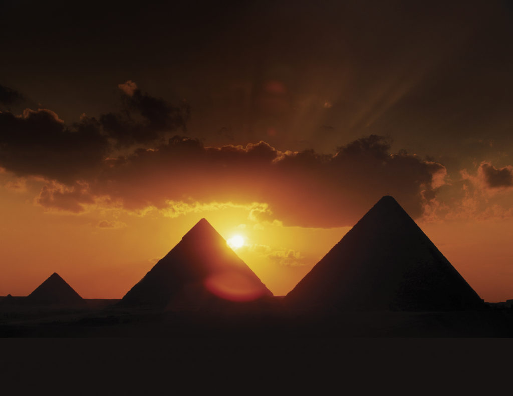 pyramids_giza_egypt